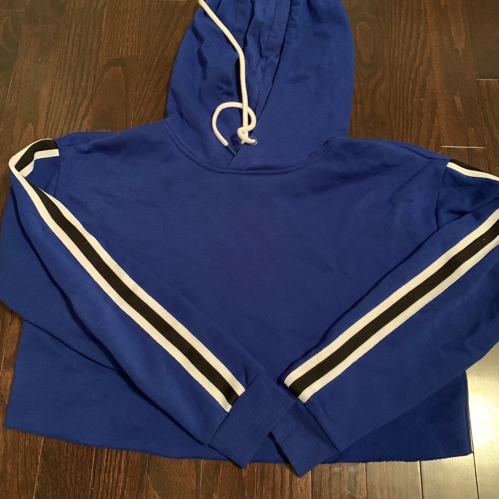 Cropped Hoodie